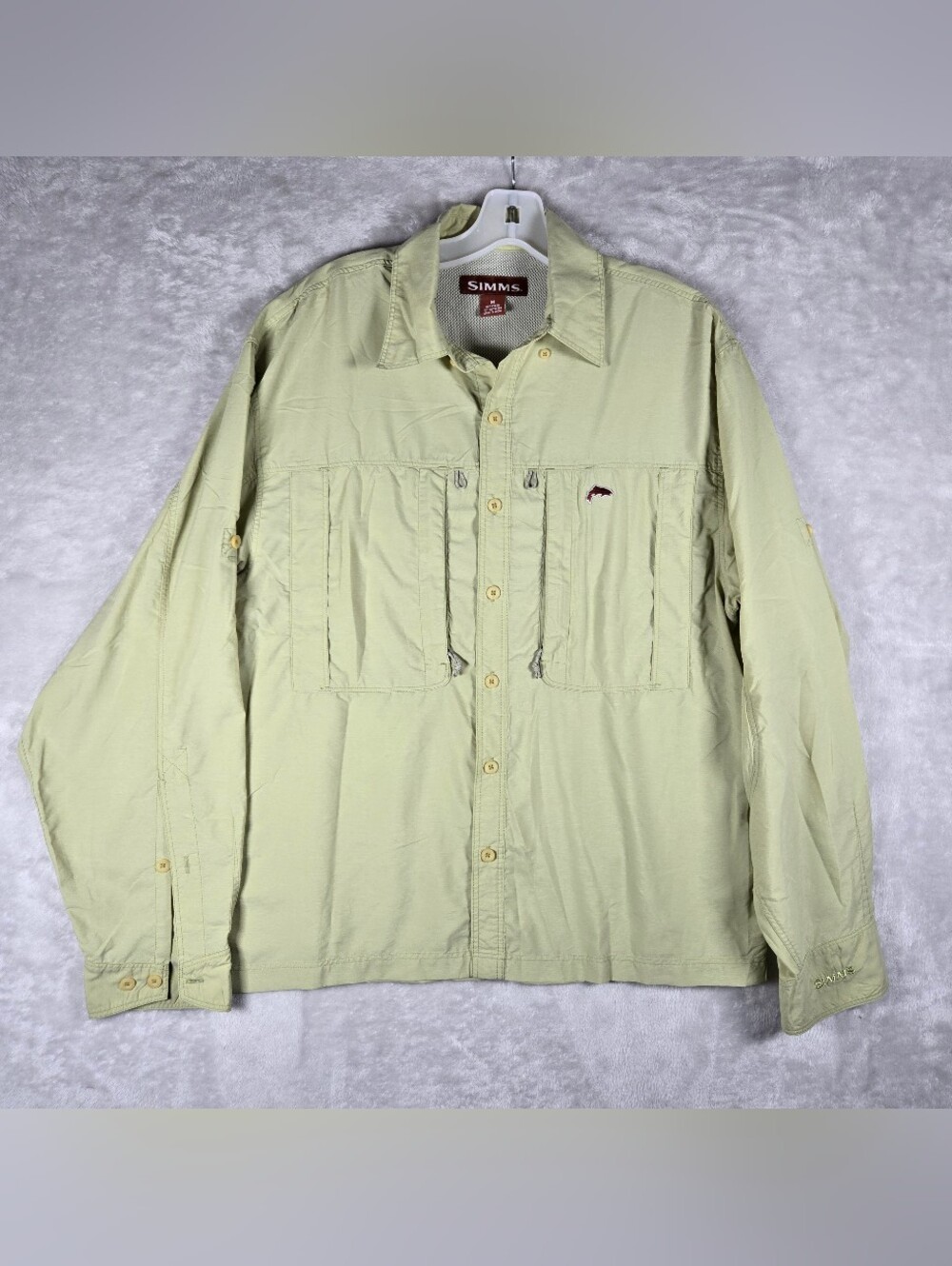 Simms Fishing Long Sleeve Button Down Mens Size Medium Shirt Green Lightweight